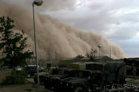 A sandstorm approaching Al - via Daymix