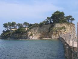 islet - via Daymix