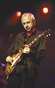 Mark Knopfler Image Focus on a few Artists   Uncommon Sound Picture 1