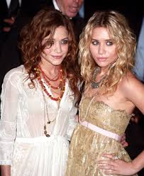 Mary Kate and Ashley Olsen - via Daymix