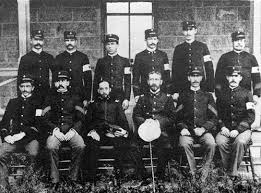 Medical detachment in 1900... (Click here to enlarge)