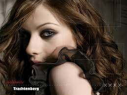 Michelle Trachtenberg Image SEXIEST ACTOR ACTRESS" | MySpace Forums Picture 5
