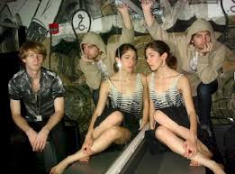 chairlift-band-promo - via Daymix