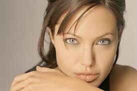 More: Angelina Jolie, casting, - via Daymix