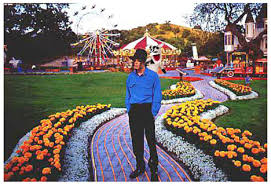 Michael Jackson at Neverland - via Daymix