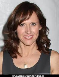 Image looks like Molly Shannon. Picture