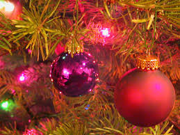 Detail of Christmas Tree - via Daymix