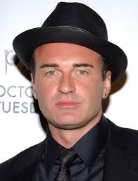 Julian McMahon