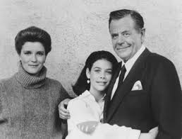 Image Kate Mulgrew, <b>Meredith Salenger</b> and <b>...</b> Picture