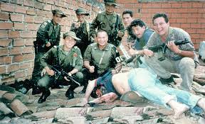 Pablo Escobar's body - via Daymix
