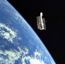 Hubble Space Telescope - via Daymix