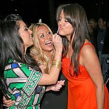 Image <b>...</b> Kim <b>Kardashian</b>, <b>Khloe Kardashian</b> <b>...</b> Picture