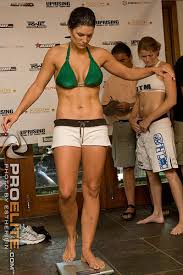 EliteXC fighter Gina Carano on
