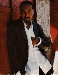 Image Jesse L Martin Picture