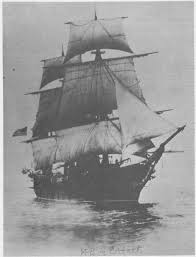 Hartford sank at her berth 20 - via Daymix