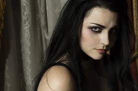      with lead singer  Amy Lee   didn x26 39 t    