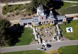 Michael Jackson's Neverland - via Daymix