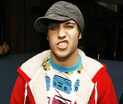 Pete Wentz is in Phoenix and - via Daymix