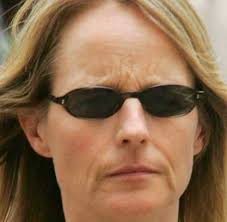Image revoking Helen Hunts Picture