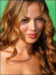 Image Actress <b>Moon Bloodgood</b> In New Picture