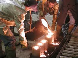 Casting ductile iron cylinders - via Daymix