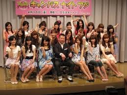 女子大生は計21人。200人