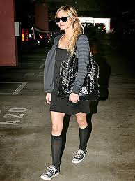 Image <b>...</b> <b>Ashlee Simpson</b> casts a dark <b>...</b> Picture