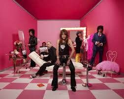 Last Night: New York Dolls at - via Daymix
