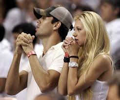      but since it s  Anna   Kournikova    