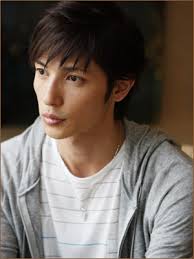 http://www.oricon.co.jp/music/interview/images/080319_tamaki/pic_l_01.jpg