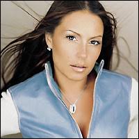 Image <b>Angie Martinez</b> Picture