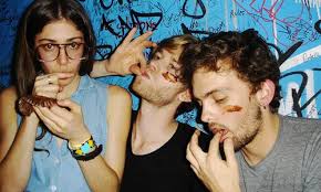 a band like Chairlift. - via Daymix