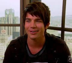 Adam Lambert Mad World - via Daymix