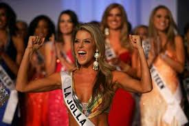 Carrie Prejean, Wow. - via Daymix