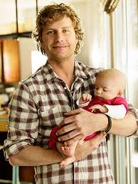 Image Daddy Dierks Bentley Shares Picture