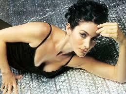 Image <b>Carrie</b> <b>Anne Moss</b> Picture