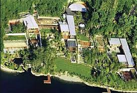 bill gates house - via Daymix