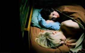 Let the right one in - via Daymix