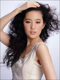 Chinese actress Liu Yifei's - via Daymix