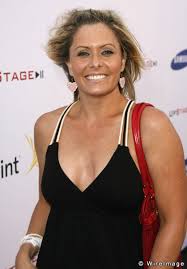 Image <b>Nicole Eggert</b> Samsung and Picture