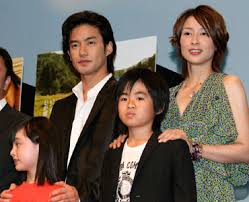 http://s.cinematoday.jp/res/N0/01/34/N0013421_l.jpg