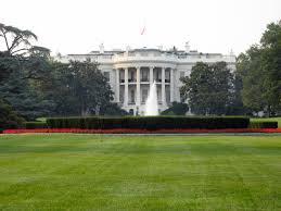 White House a prison? - via Daymix