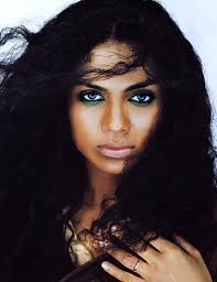Image Hair Mavens: Amel Larrieux Picture