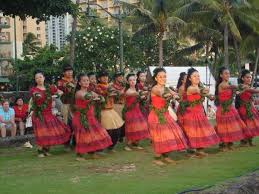 Traditional Hula dancers