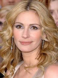 Julia Roberts - via Daymix
