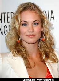 Image Yvonne Strahovski at The 25th Picture