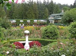 Photos of Butchart Gardens, - via Daymix
