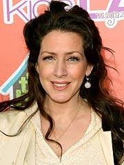 Image EXCLUSIVE: <b>Joely Fisher</b> Adopts Picture