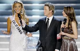 Ex-Miss California Carrie - via Daymix