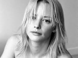 Sienna Guillory Image Tapety Sienna Guillory   Tapety na pulpit   Tapety na telefon Picture 1